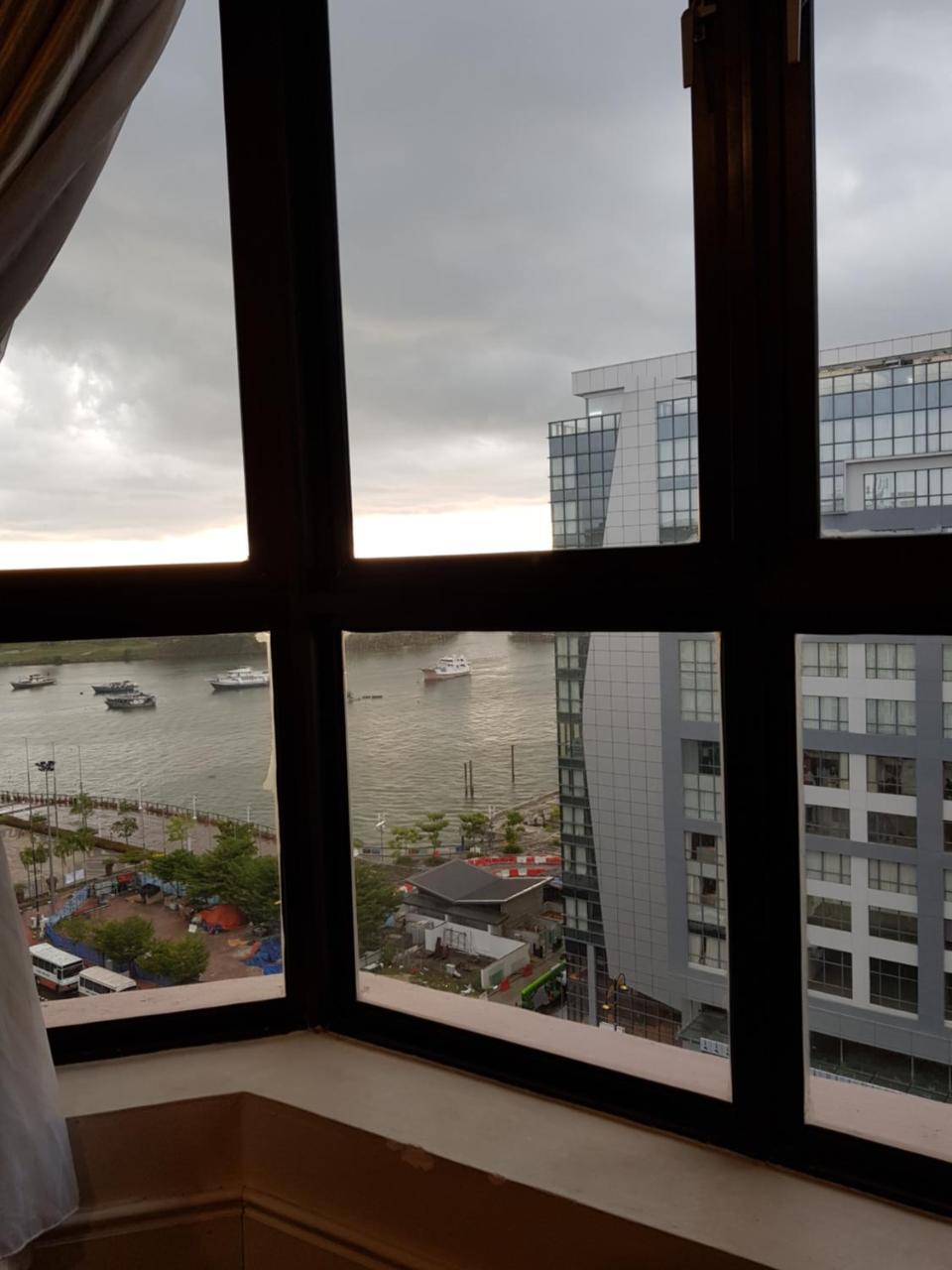 Апарт готель Marina Court Luxury Penthouse Кота-Кінабалу Екстер'єр фото